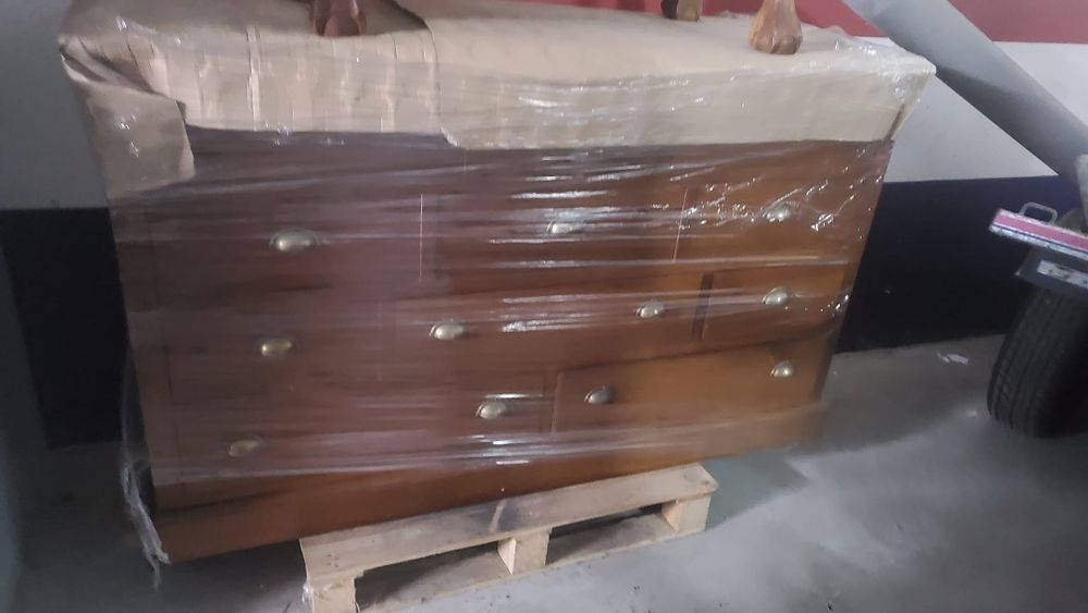 Vendo Móvel Aparador Antigo em excelente estado