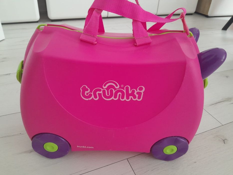 Walizka trunki jezdzik
