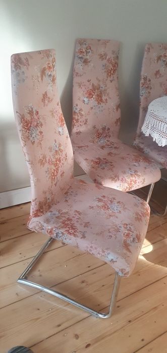 Krzesła 6 sztuk   ładne