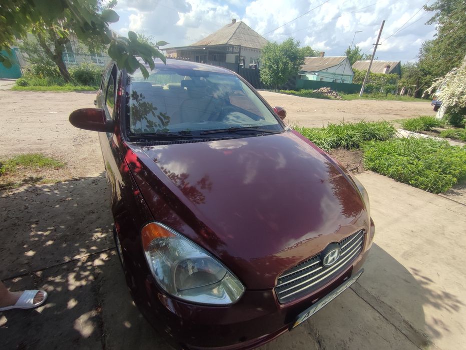 Hyundai accent  продам