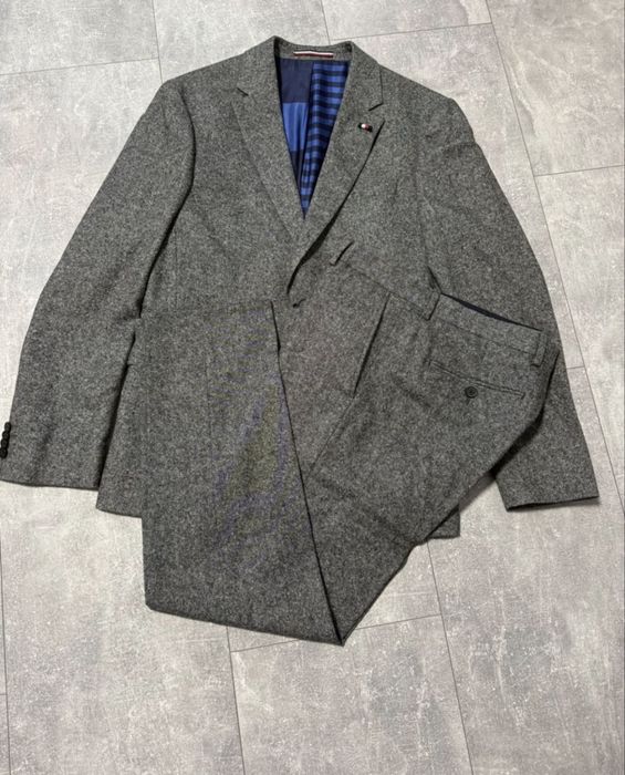 Костюм Tommy Hilfiger