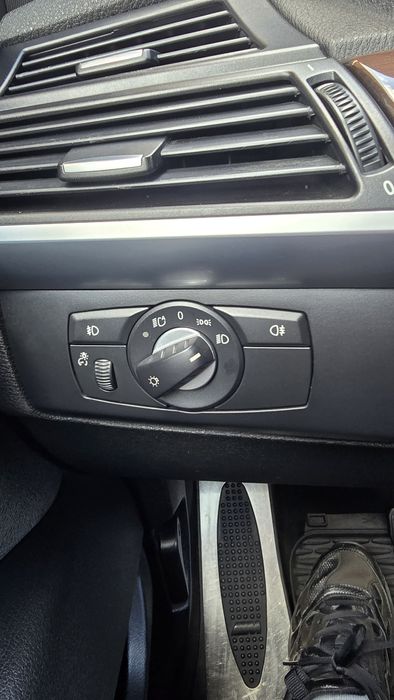 Продам ОФІЦІЙНИЙ BMW х5 е70 Дизель 2012року