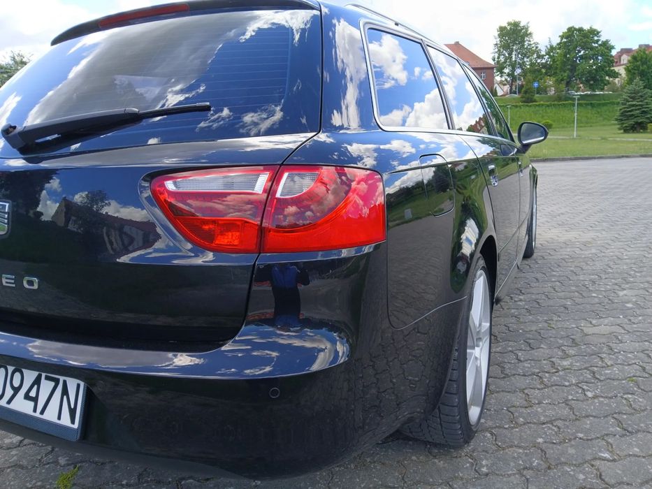 Seat Exeo 2.0 TDI 143KM Automat | FULL Opcja | Xenon | Navi | ALU18"