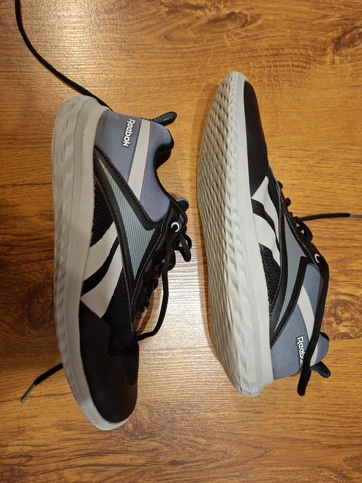Buty sportowe Reebok adidasy dla chłopca chłopięce na wiosnę lato 36,5