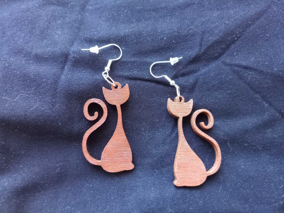 Kolczyki drewniane koty - malowane ręcznie