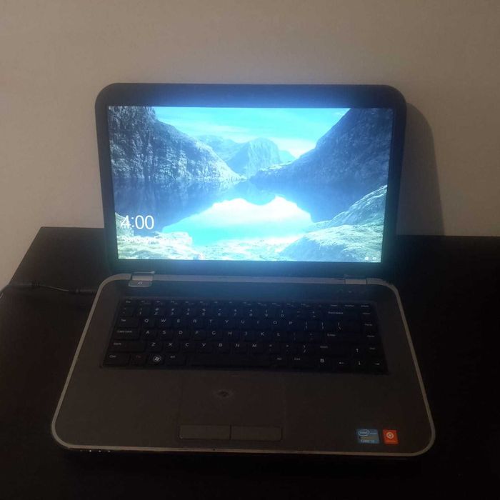 Dell Inspiron 15R-5520