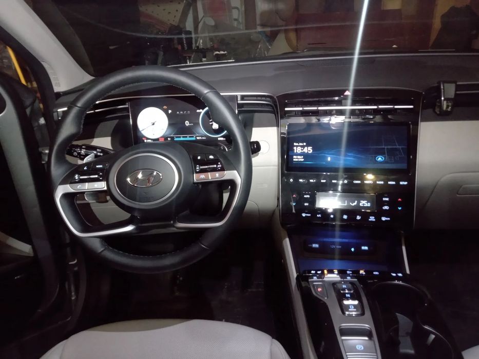 Hyundai Tucson Hiundai Tucson , Limited 2,5L ,190KM,  przebieg 9000km