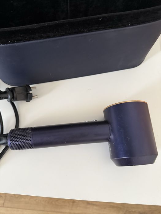 Фен Dyson Airwrap HS05 без насадок