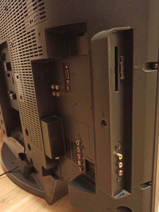 Sony Bravia 37cali, LCD