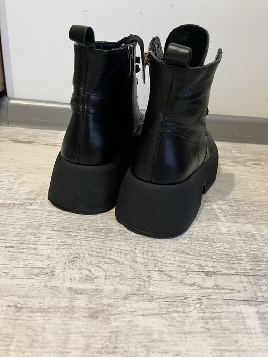 Шкіряні зимові жіночі черевики