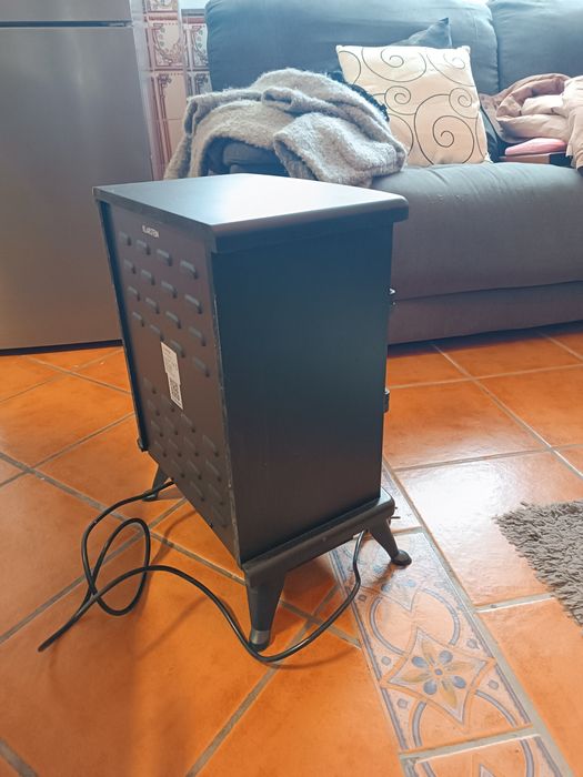 Aquecedor/ Lareira Elétrica Klarstein estilo Salamandra 1800W