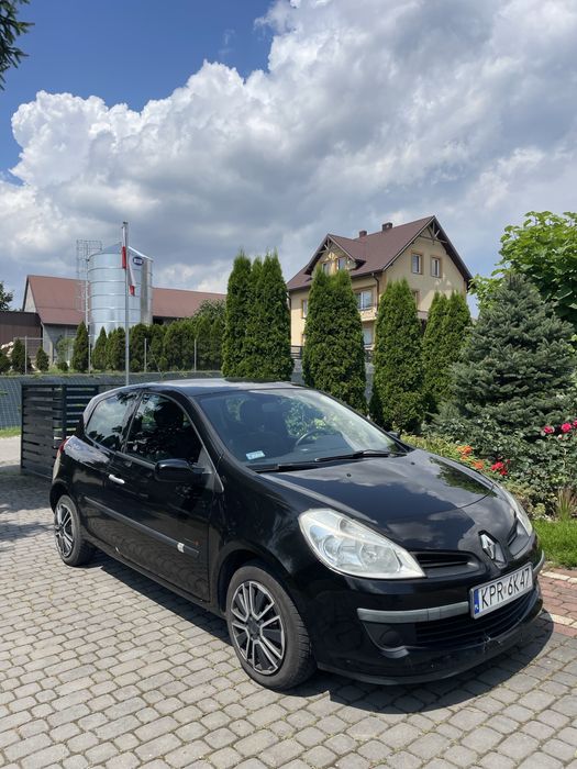 Renault Clio 1.5 DCI  4,5l / 100km