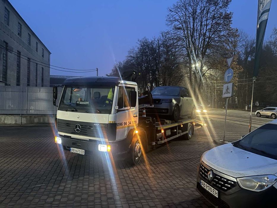 Евакуатор та міні екскаватор