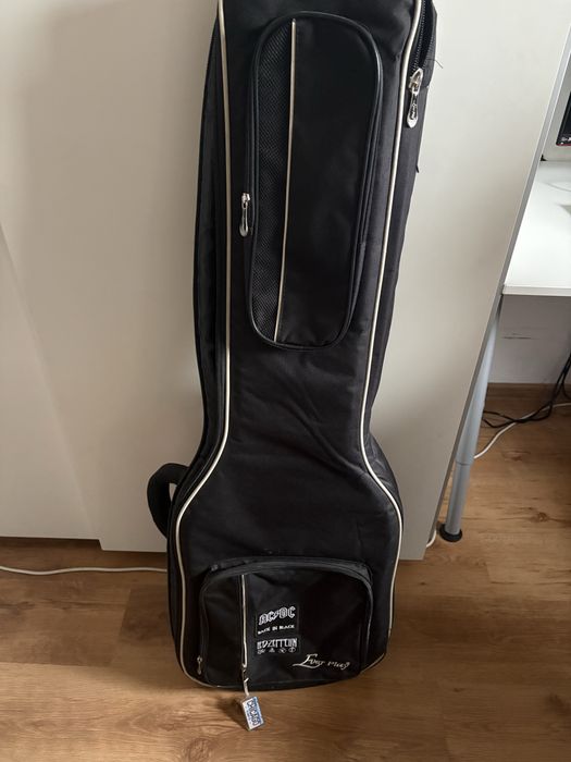 Ibanez SR300E – bas elektryczny, bardzo dobry stan + pokrowiec