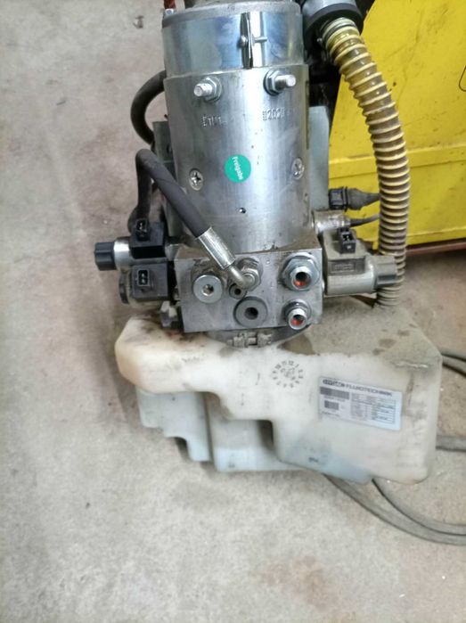pompa hydrauliczna do wywtotu kipra 24v
