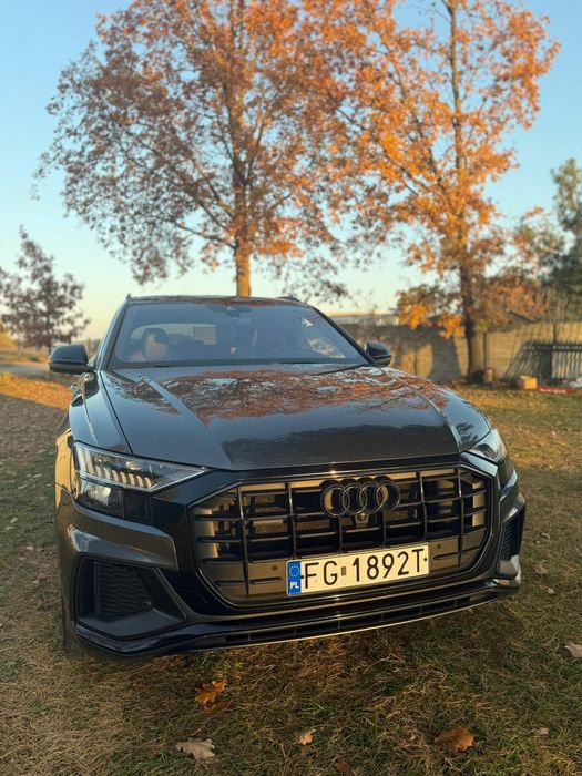 Wynajem Audi Q8 50TDI Sline krótko I długoterminowy