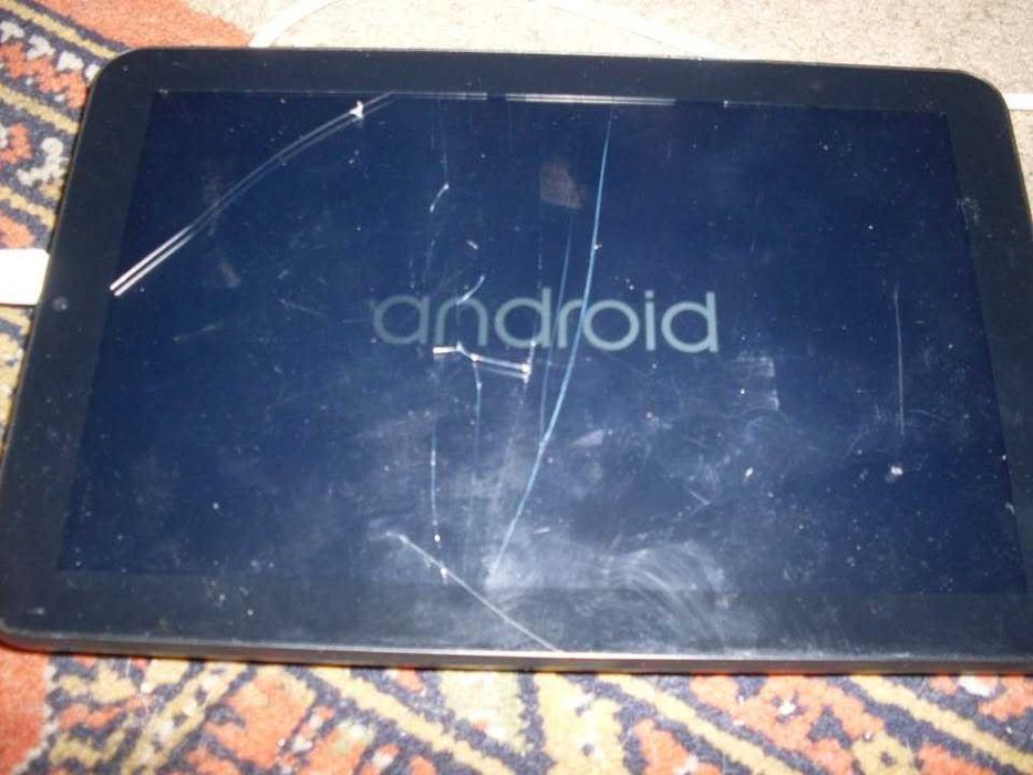 tablet com o vidro estalado