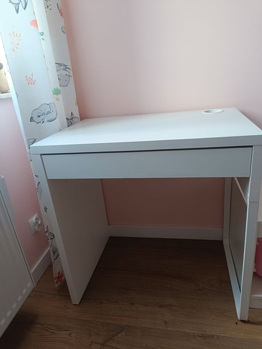 Biurko IKEA micke i regał Trofas