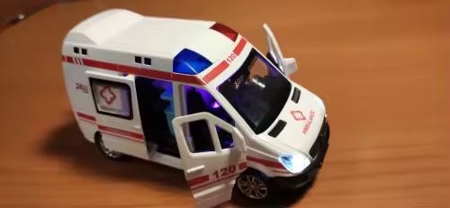 Модель Авто Швидка Медична Допомога Іграшка Машинка 1:32