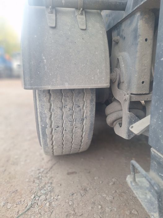 Naczepa stalowa schwarzmuller 26m3