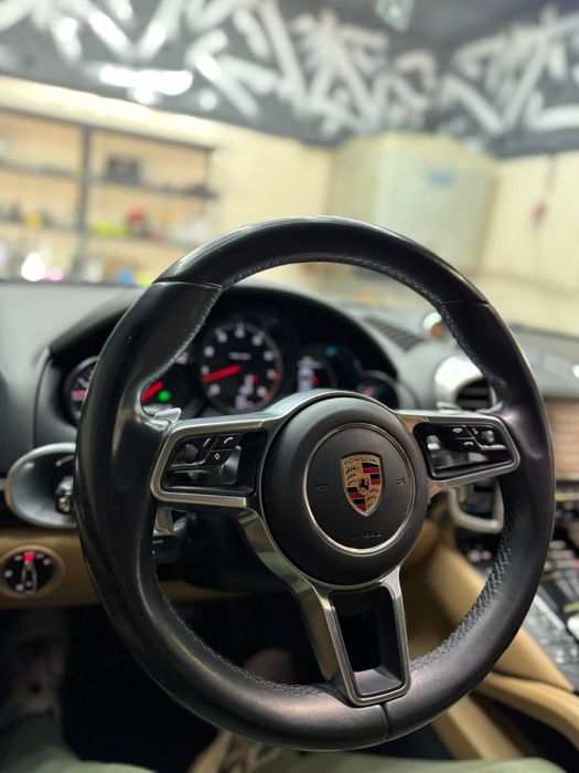 Porshe Cayen 2017 год