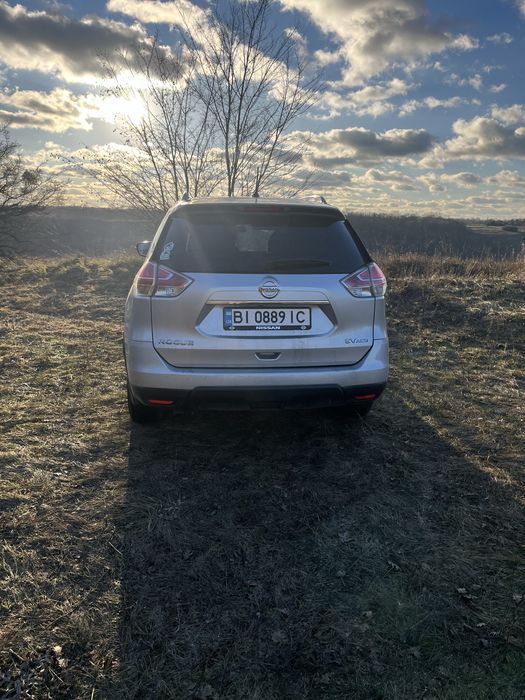 Nissan Rogue 4WD, газ-бензин