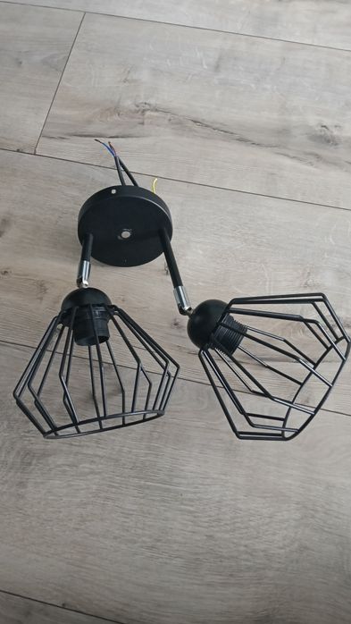 Lampa sufitowa metalowa