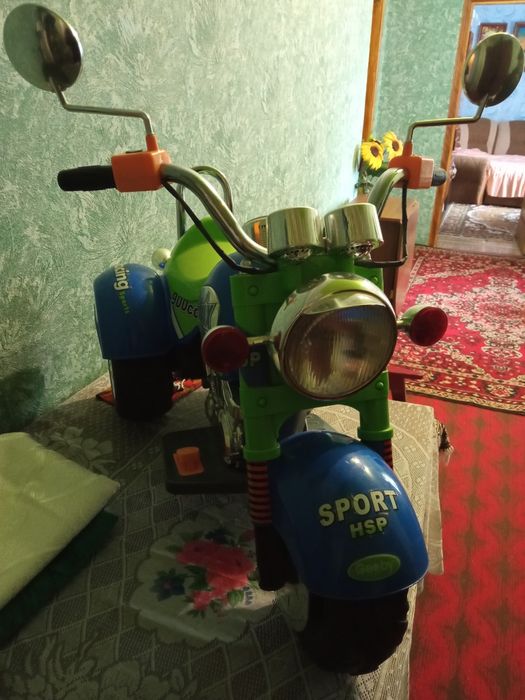 Продам дитячий Електромотоцикл