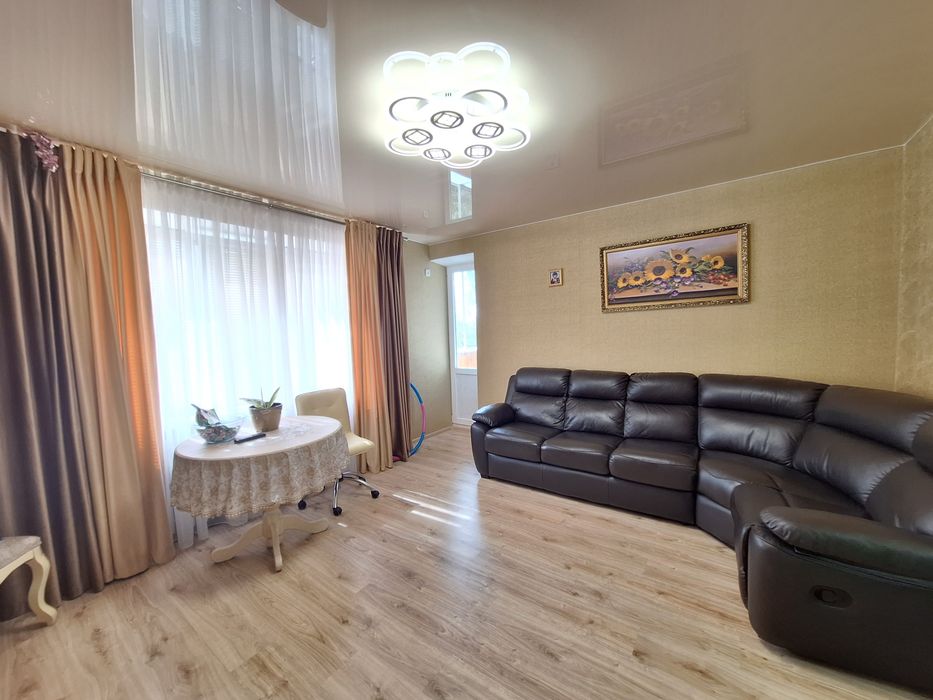 2-кімнатна 51м Київській шлях ЦЕНТР м.Бориспіль