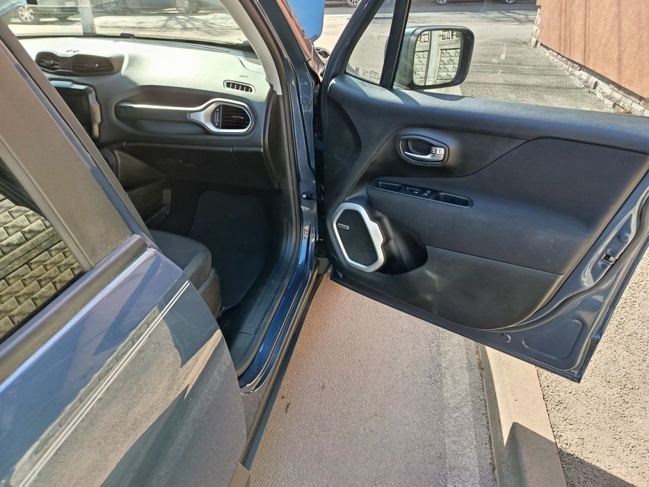 Джип Ренегат2021 ,тільки пригнаний.