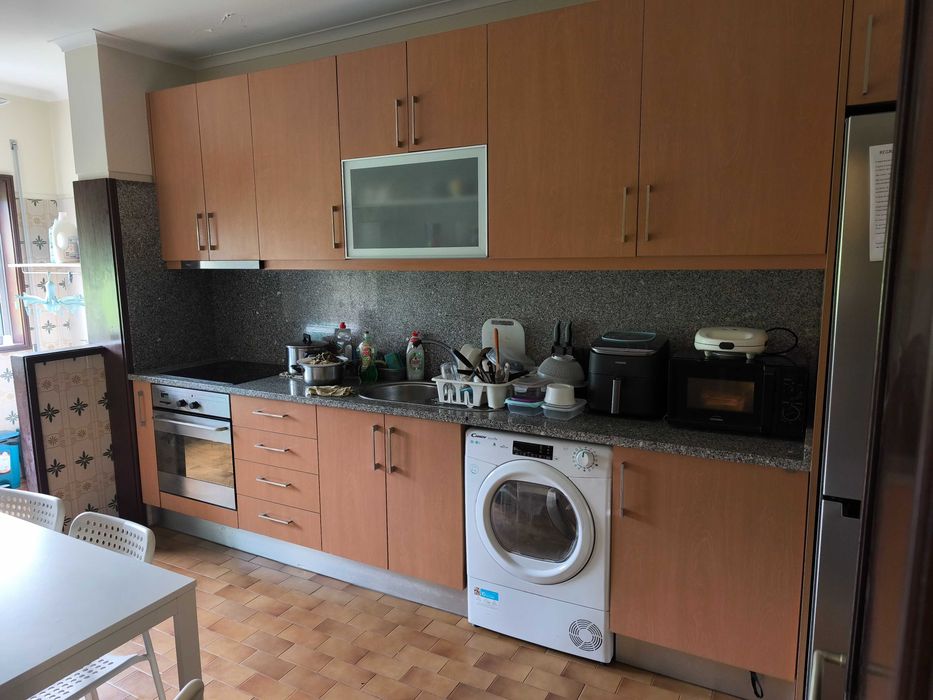 Quarto para 2 pessoas ou Casal - Ermesinde (ler)