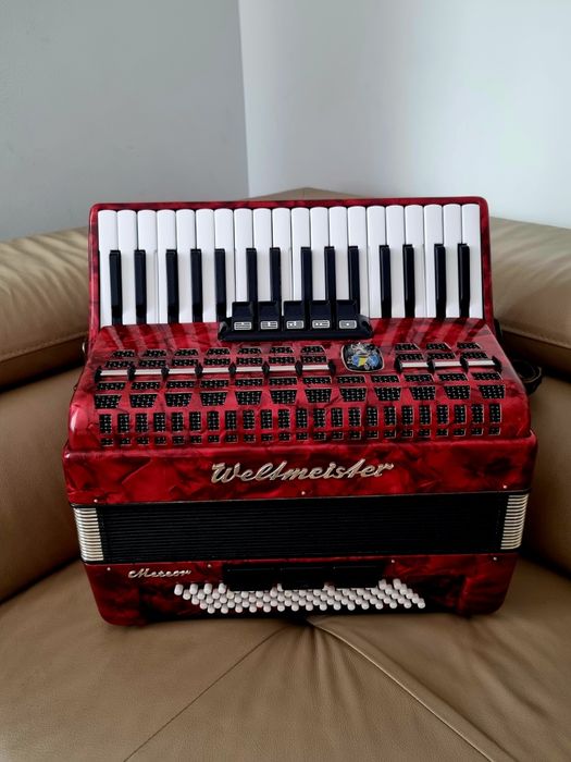 Weltmeister Meteor 80 basów