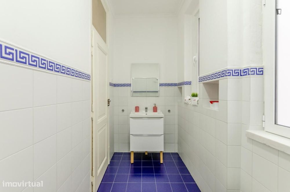 Quarto - localizado em Avenida da Liberdade Lisbon