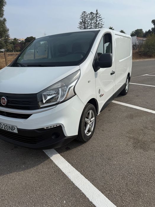 Carrinha Fiat talento