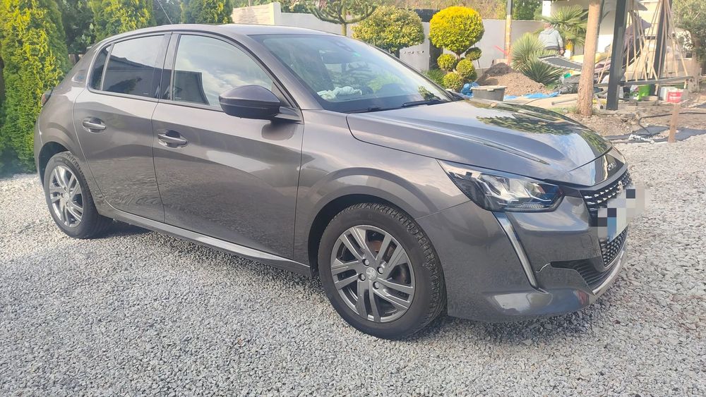 Peugeot 208 Po oplatach