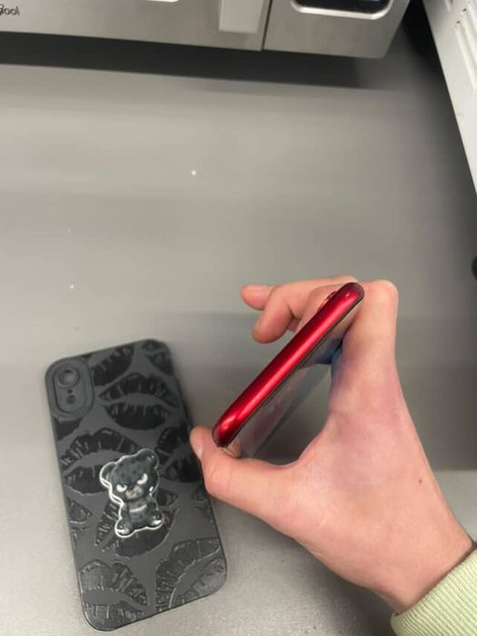 Айфон xr 64гб.