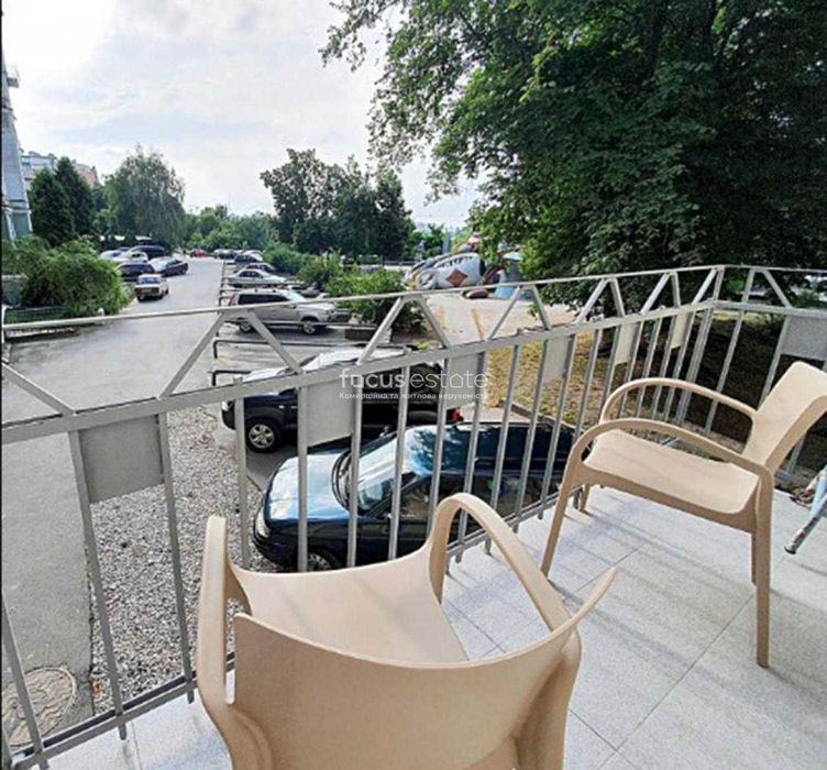 Без комісіЇ. Пейзажна Алея. АндріЇвський спуск. м. Золоті Ворота