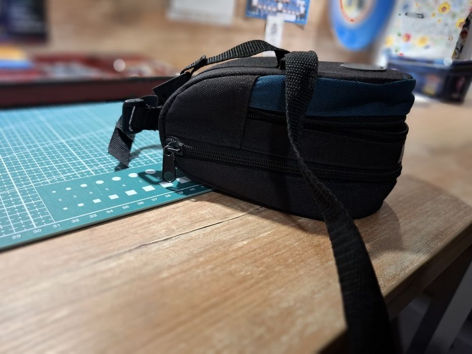 Sakwa podsiodłowa do roweru. Stan bardzo dobry.