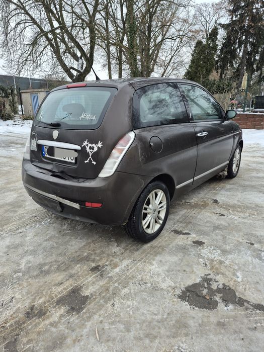 Lancia ypsilon 1,2