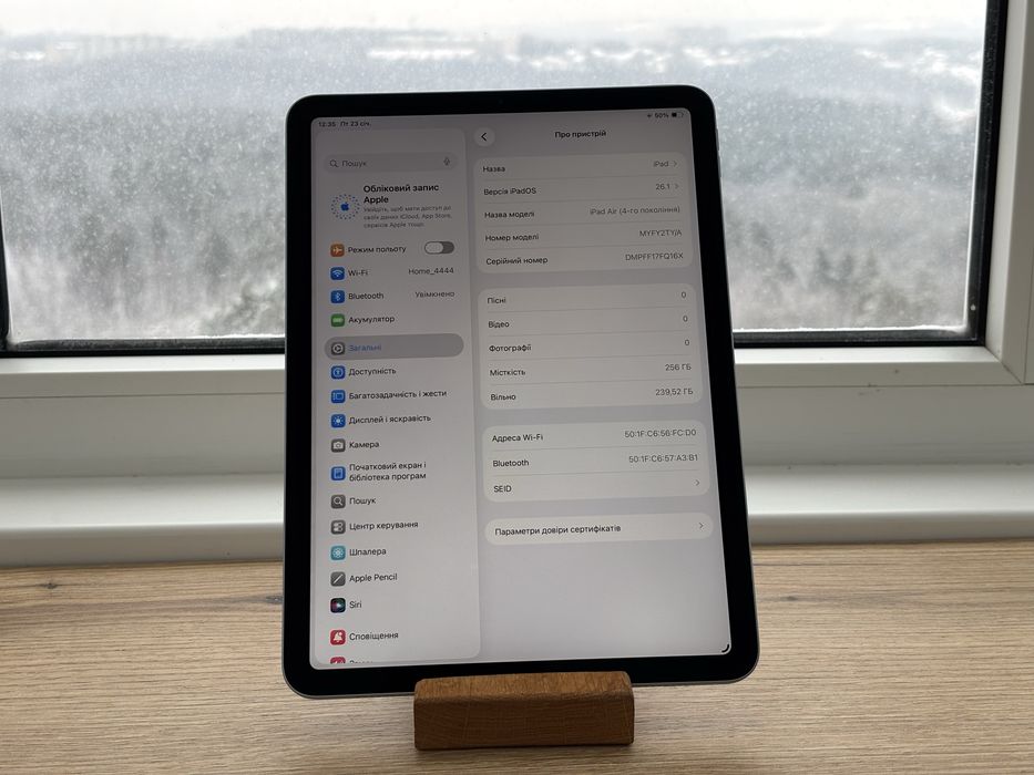 iPad Air 4 Wi-Fi  256 Gb +чохол