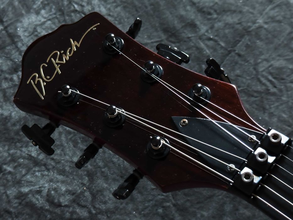 B.C. Rich Mockingbird ST 2012 - Trans Purple