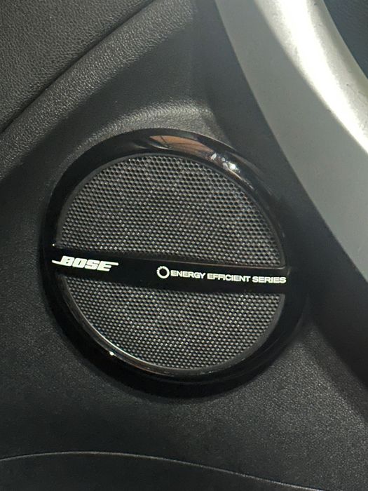 Renault Megane Bose 0000