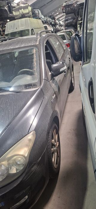Hyundai i30 2010 1.4 16v para peças 
Ref:g4fa para peças