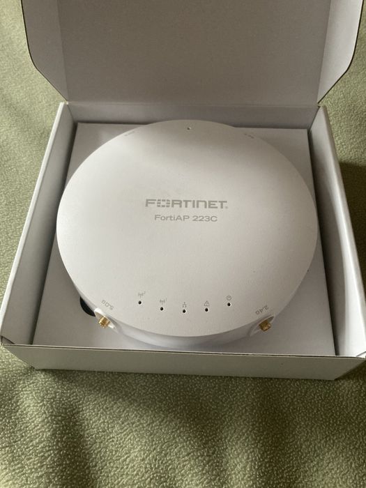 Ruter/ router Fortinet FortiAP 223c