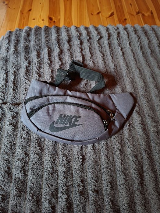 Продам Бананку Nike
