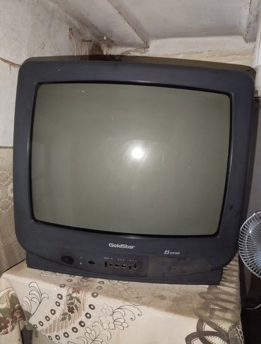 Продам телевизор Goldstar