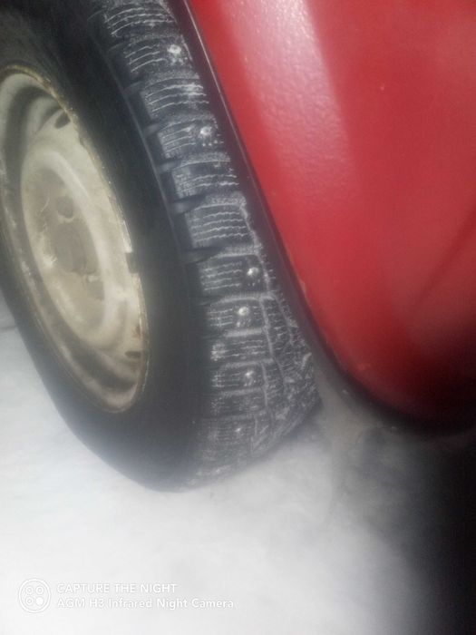 Продам Ваз 2105 газ Бенз  5ступка35000