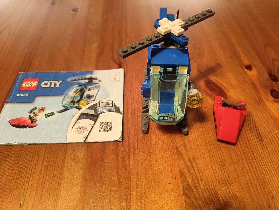 Zestaw klocków LEGO 60275 helikopter