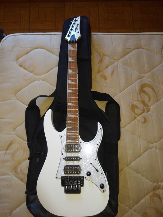 Oportunidade! Ibanez RG 350 DXZ - Bag e Correia de oferta!