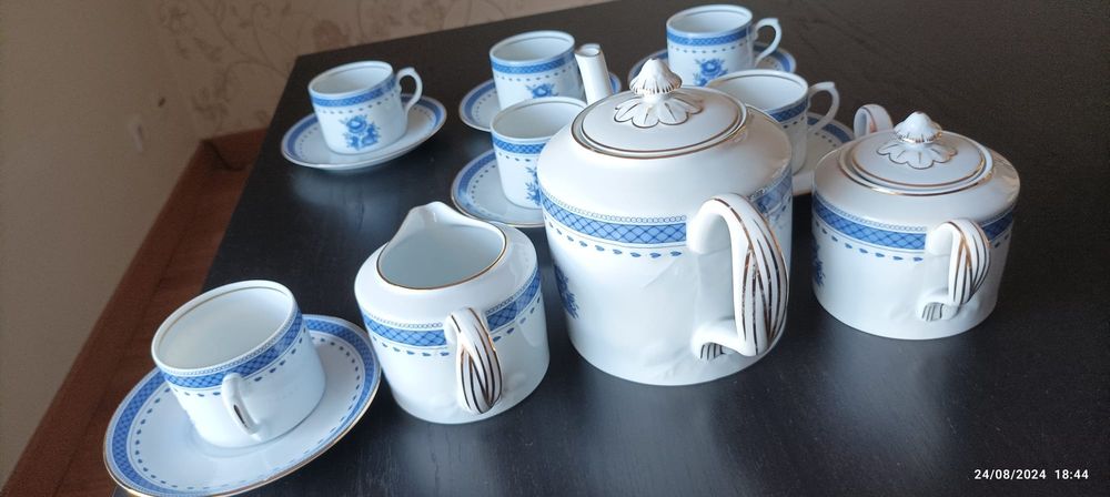 Vista Alegre Tea Set431237898364538885